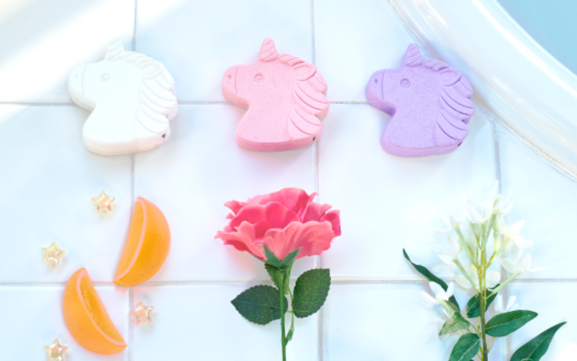 Rainbomb Unicorn - Easy Shelf Charm